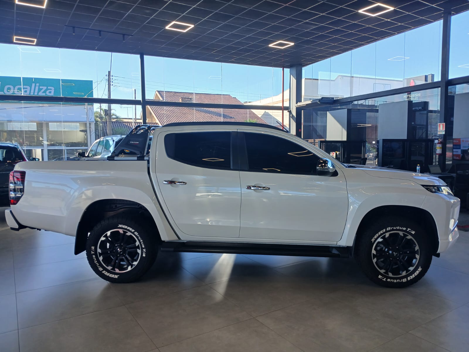 Foto Mitsubishi L200 Triton Sport HPE 2024